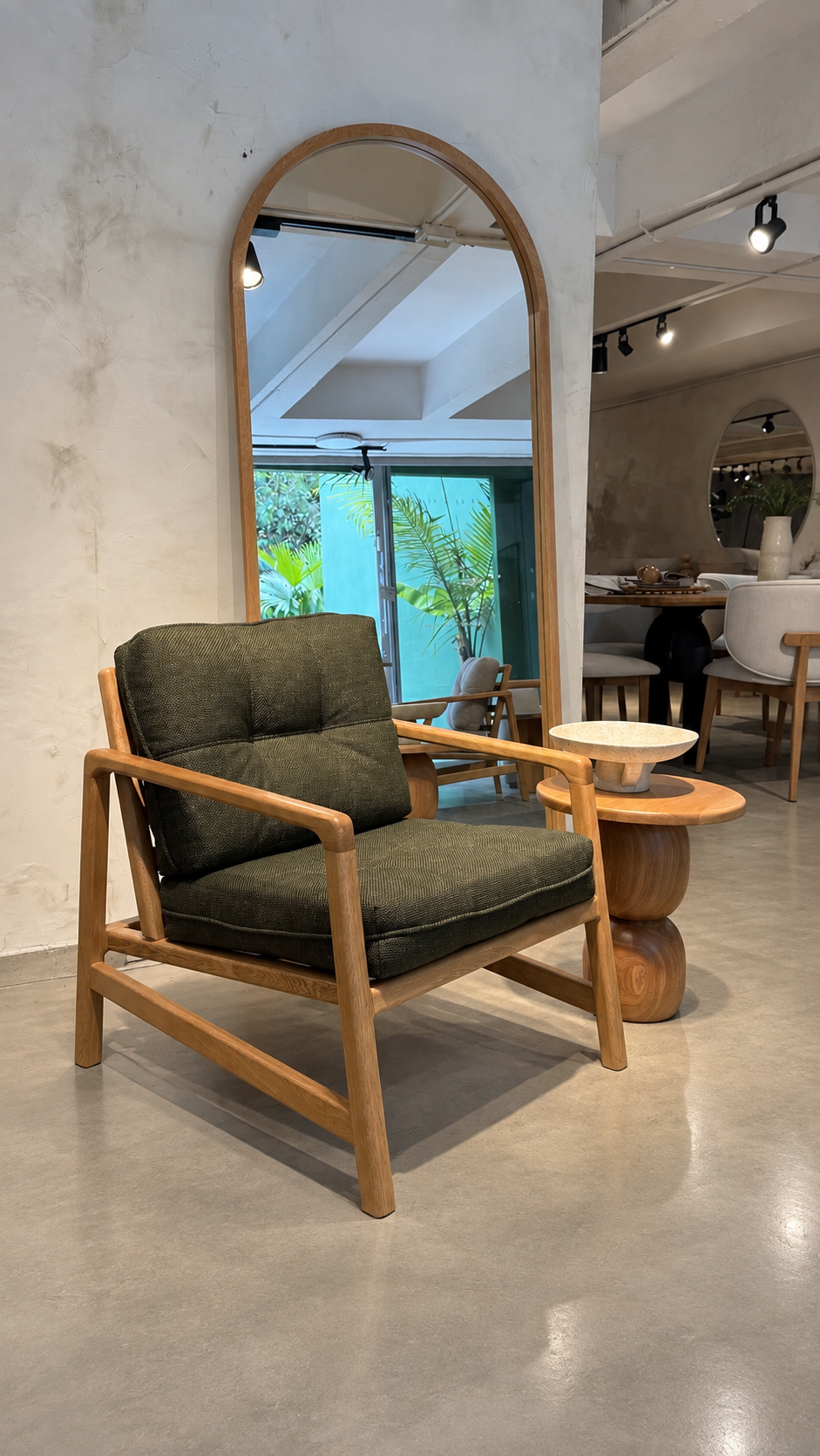 Silla EVA en showroom